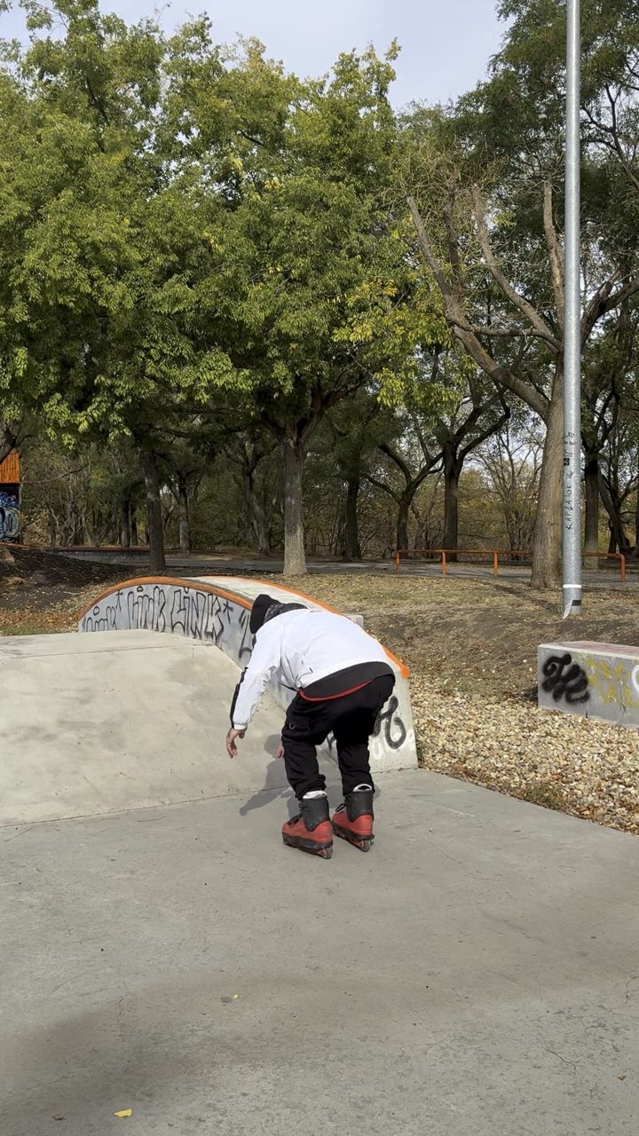 Rollerblading clip