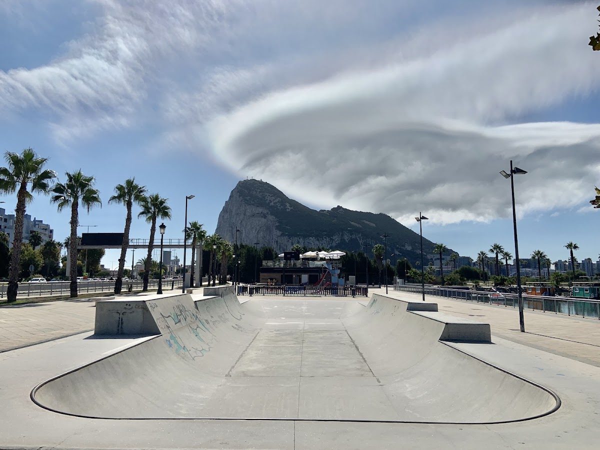 Skatepark La Línea de la Concepción — rollerblading spot in La Línea de la Concepción, Spain