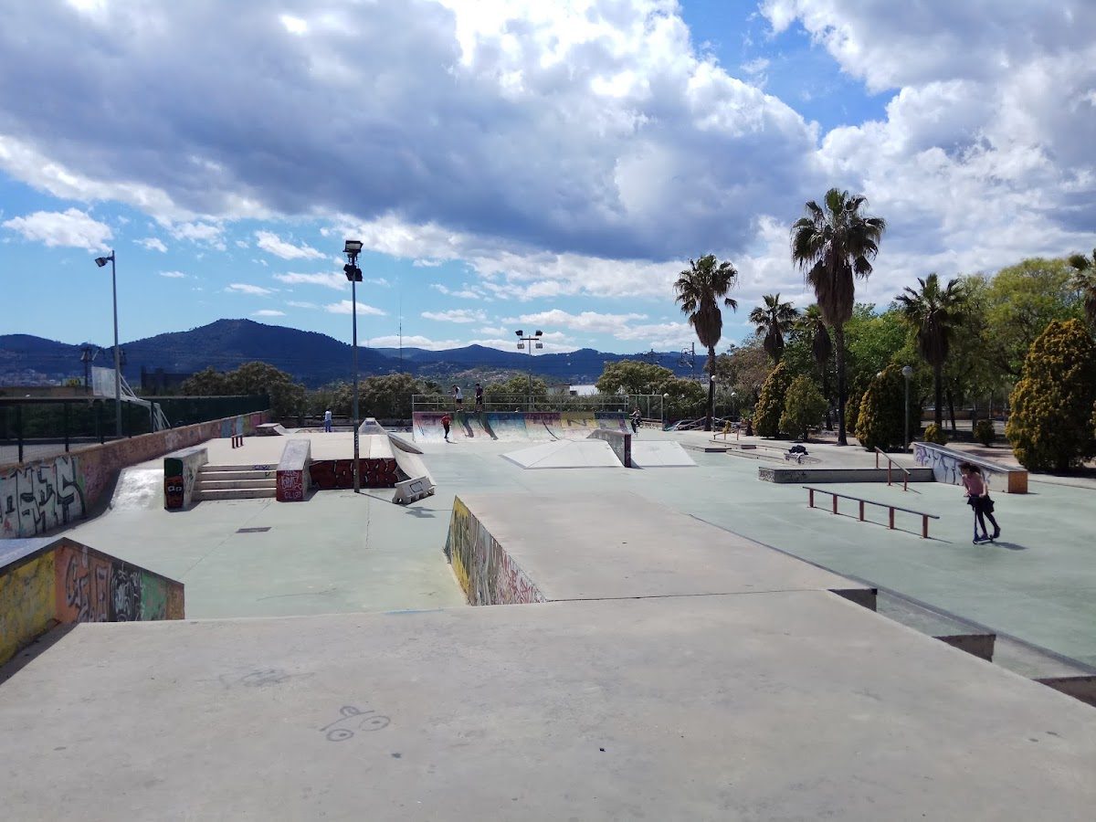 Skatepark Sant Feliu De Llobregat — rollerblading spot in Sant Feliu de Llobregat, Spain