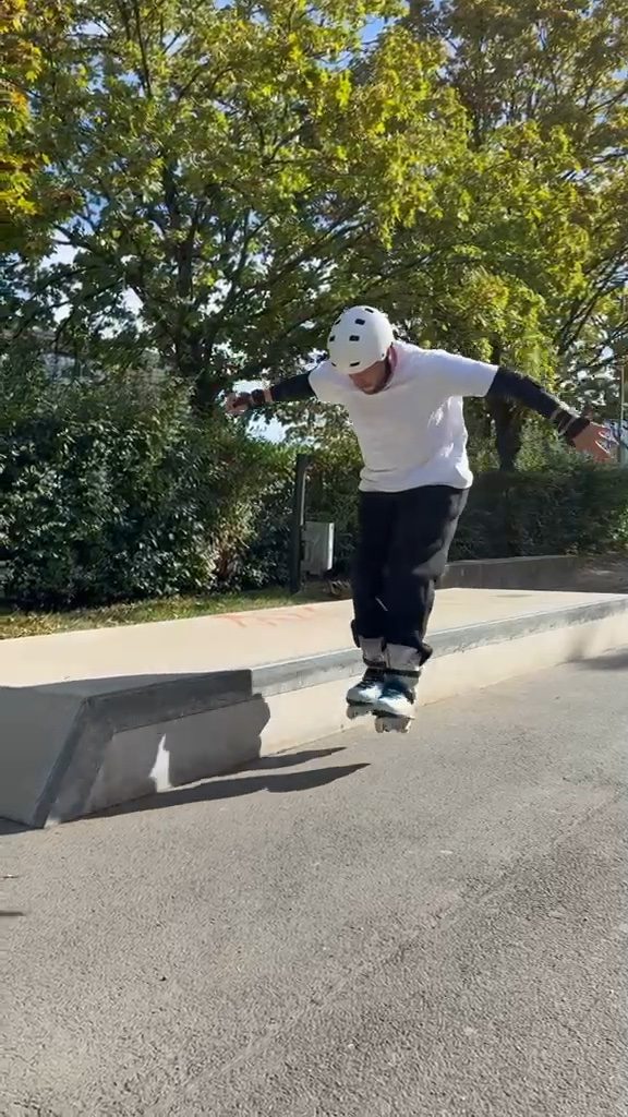 #spot #trick #crew #skatepark #friends 