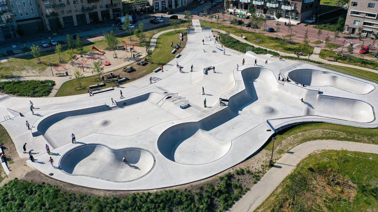 Skatepark Zeeburgereiland — rollerblading spot