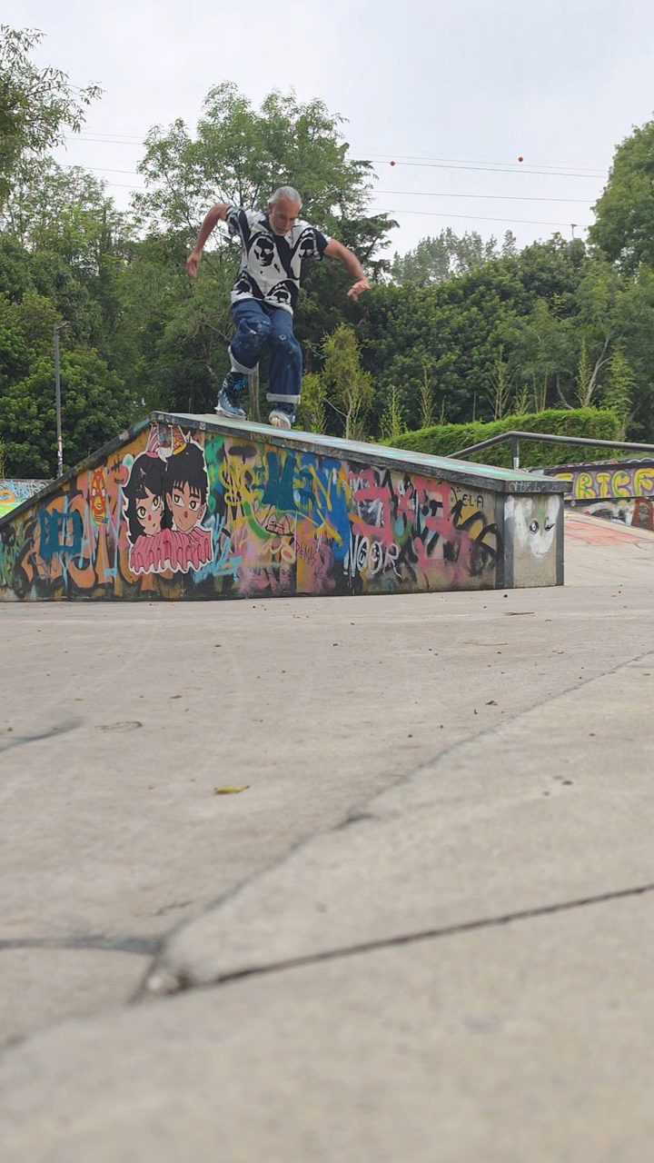 Skatepark Atlantis. Soul en cajón de bajada. #trick #skatepark 
