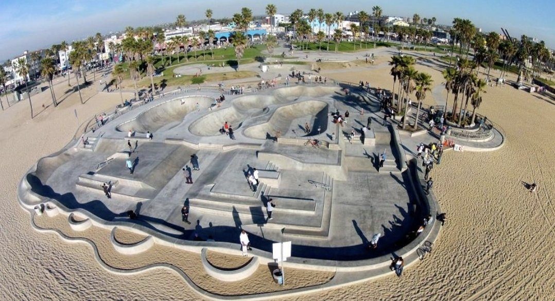Venice Beach Skatepark — rollerblading spot in Los Angeles, United States