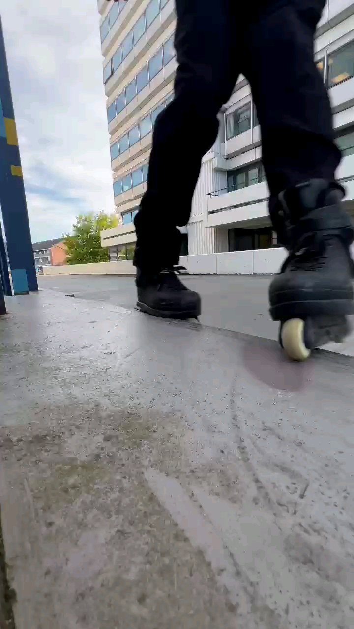 Finally landed this bitch ass trick. Fakie 180 soul-grind fakie out! #trick #spot #city #session 