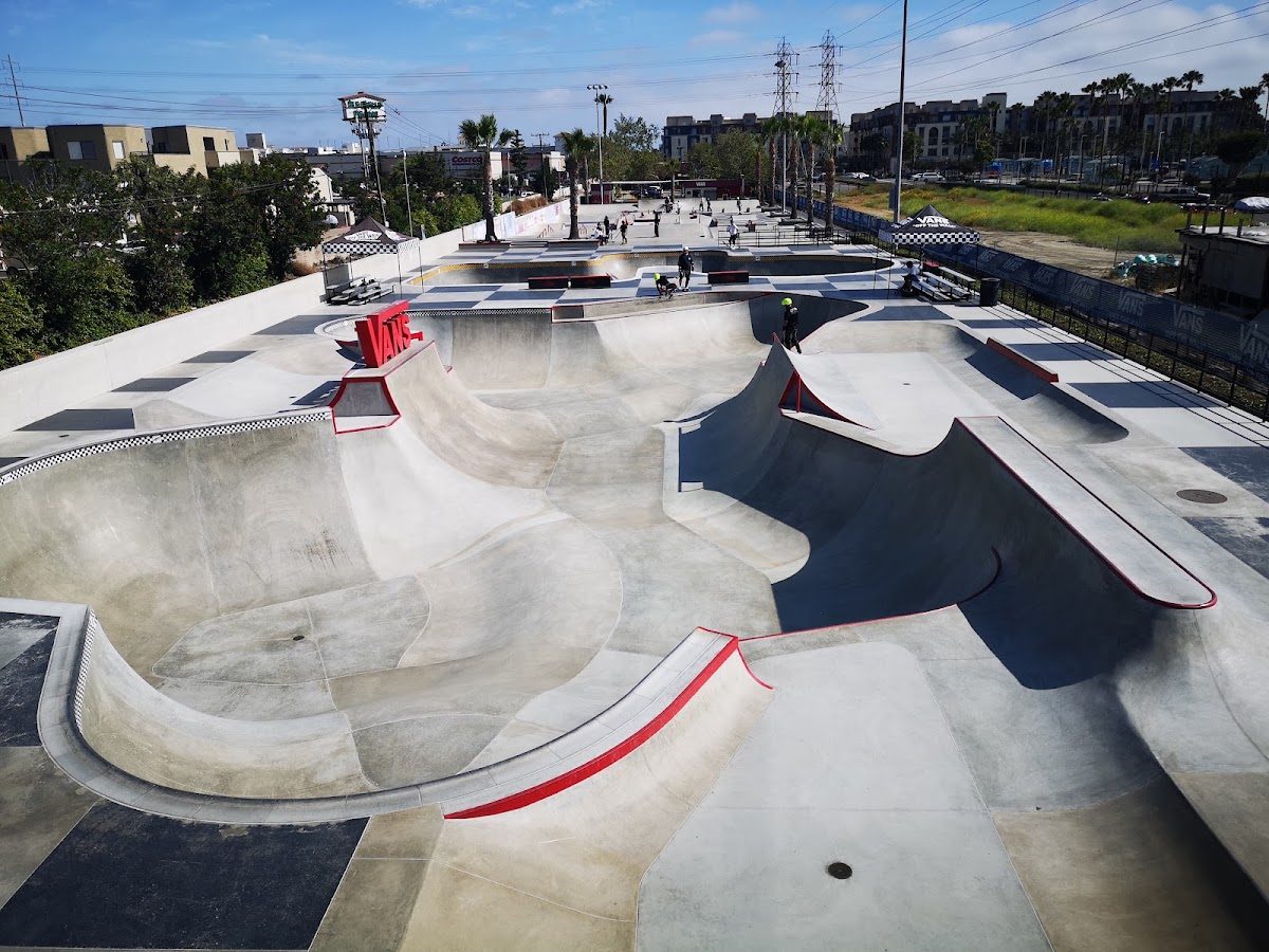 Vans Off The Wall Skatepark — rollerblading spot in Orange, USA
