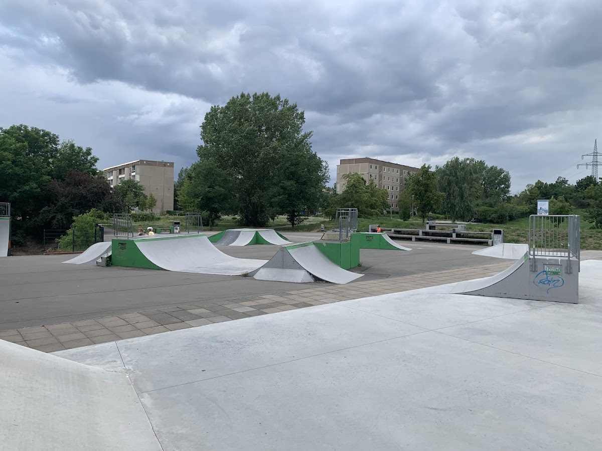 Skatepark Hohenstücken — rollerblading spot in Brandenburg an der Havel, Germany