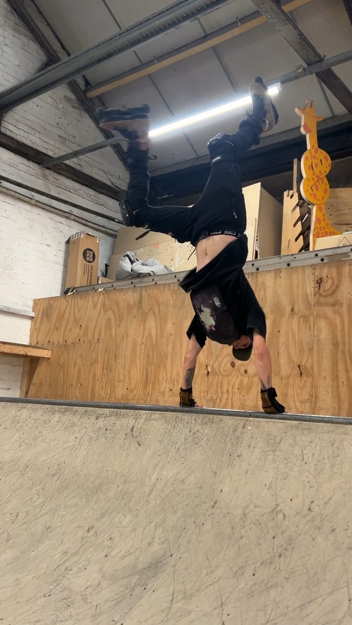 A morning session at skate parlour 🤟