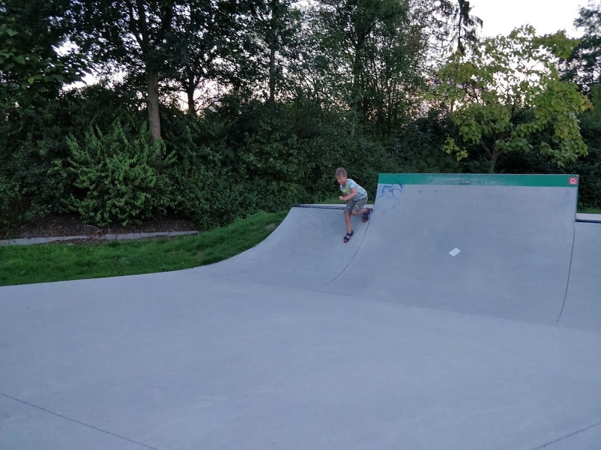 Skatepark Londerzeel — Londerzeel, Belgium
