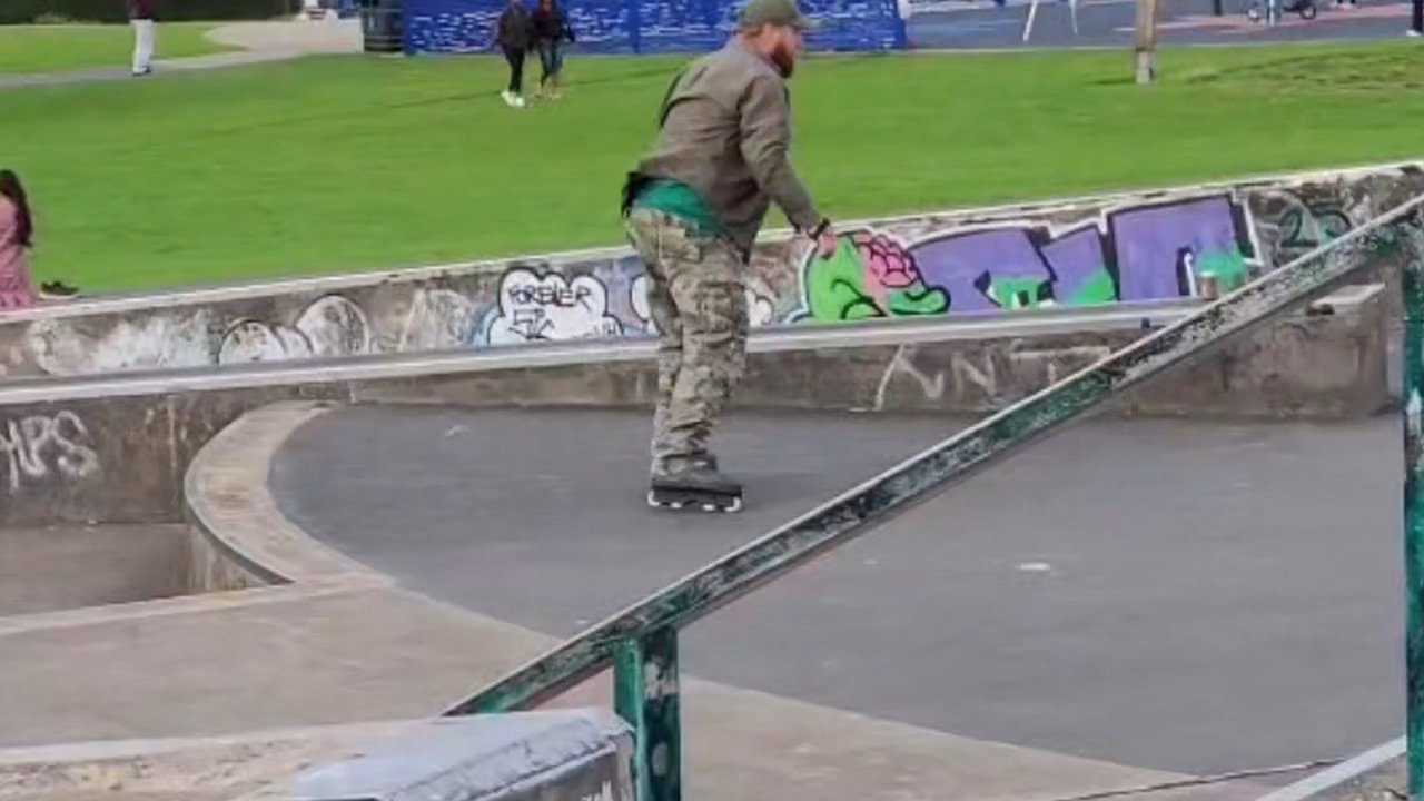 Just messing around #skatepark #spot #session #nevertooold #relearningthebasics