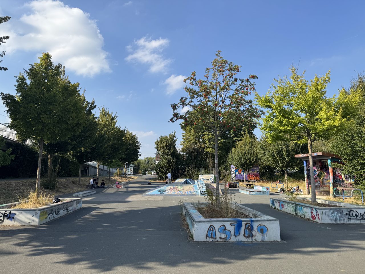 Skatepark Stierstadt Bahnhof — rollerblading spot in Oberursel (Taunus), Deutschland