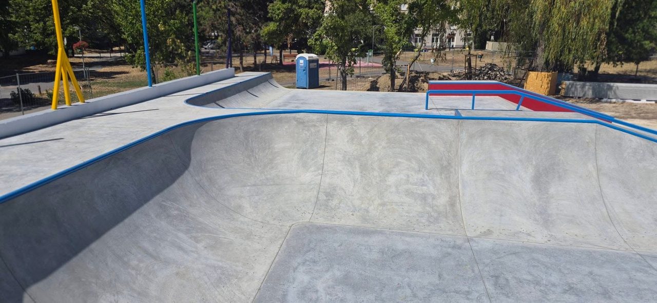 Békásmegyer skatepark — Budapest, Magyarország (photo 4)