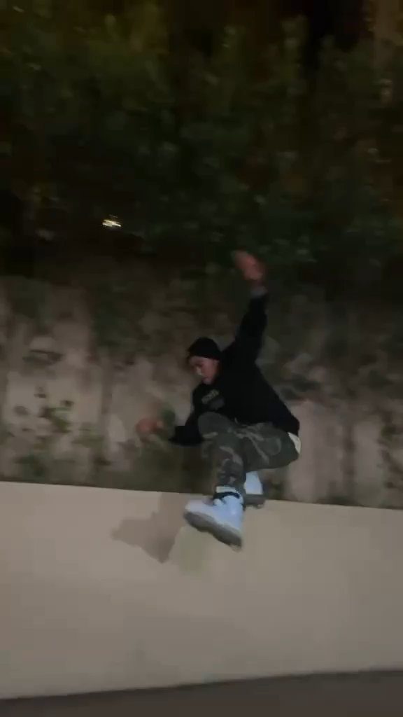 Rollerblading clip