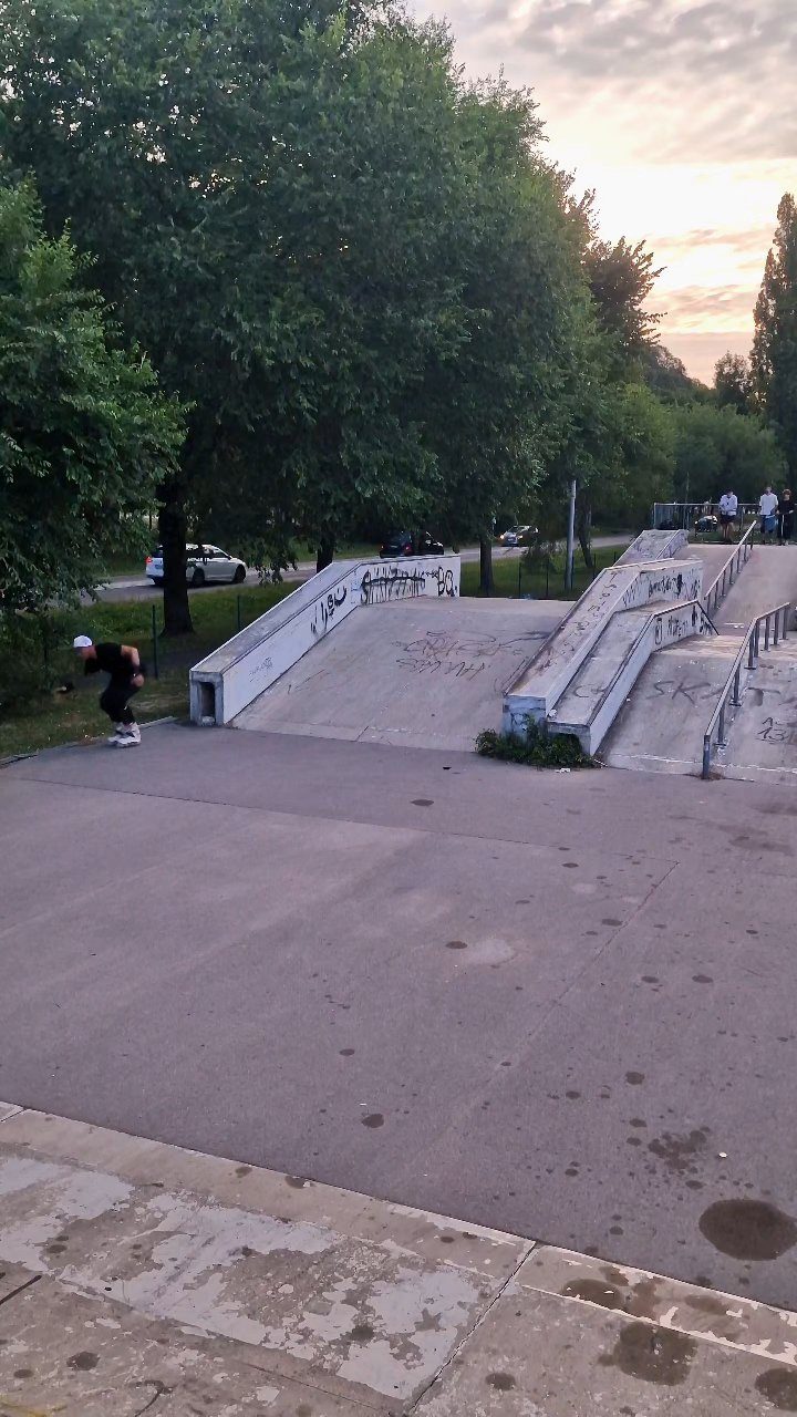 Rollerblading clip