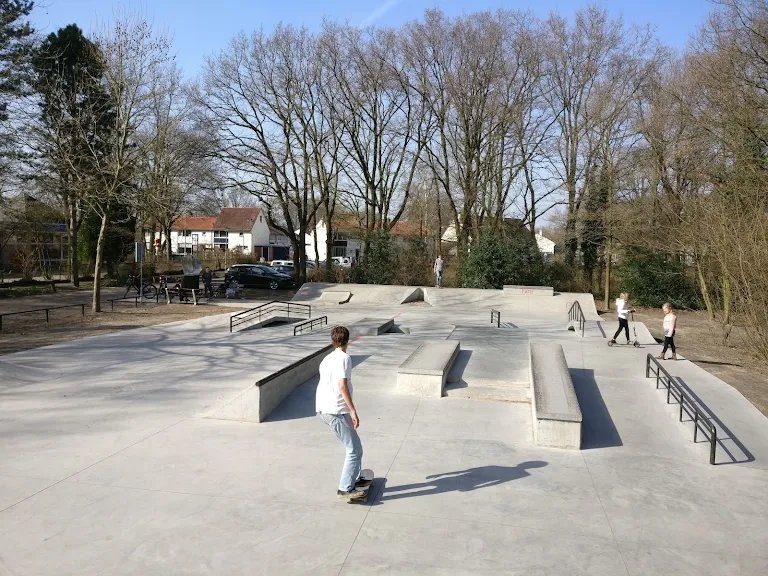 Skatepark Nunspeet — rollerblading spot in Nunspeet, Nederland