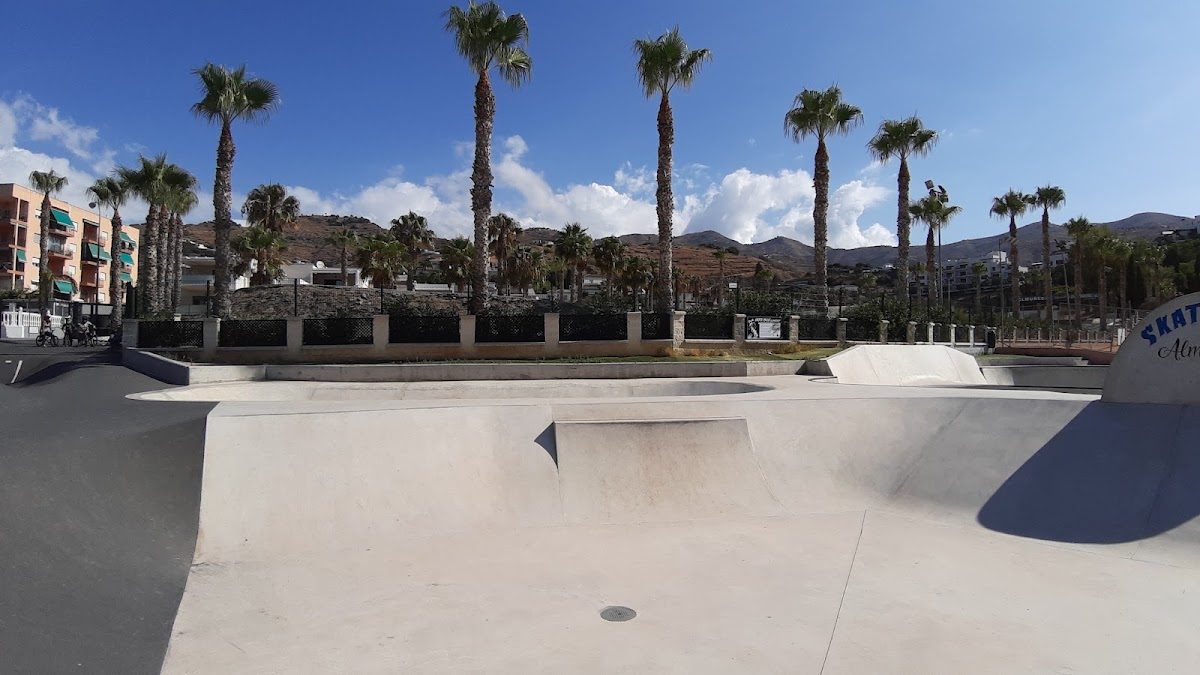 Skatepark Almuñécar — rollerblading spot in Almuñécar, Spain