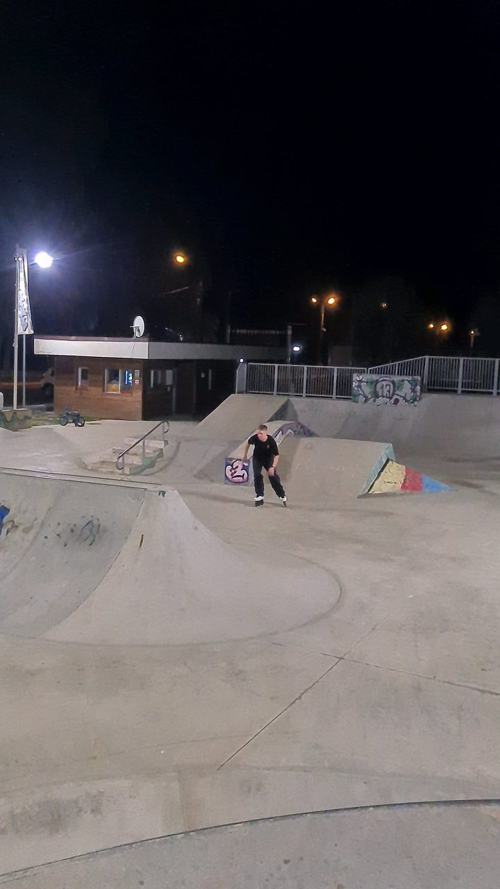 #trick #skatepark #session #friends 