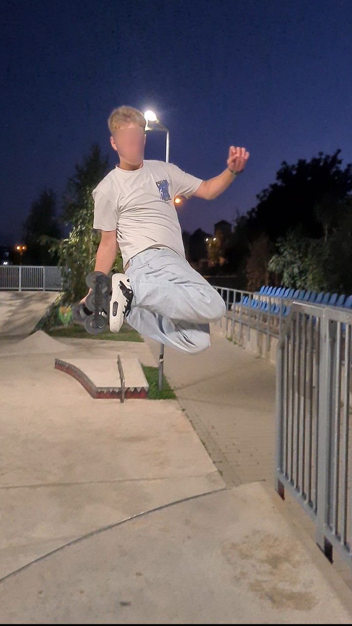 #spot #trick #crew #skatepark #session #city #friends #grab 