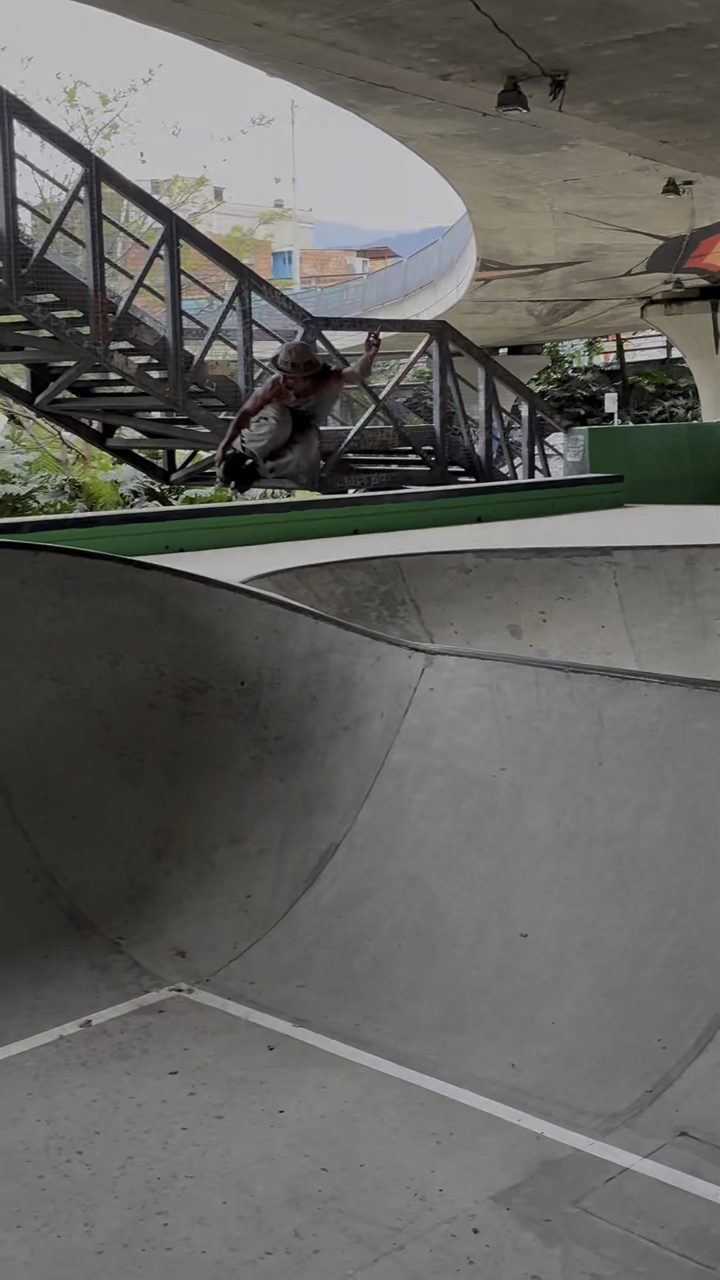 #spot #trick #crew #skatepark #roller
#city #session 