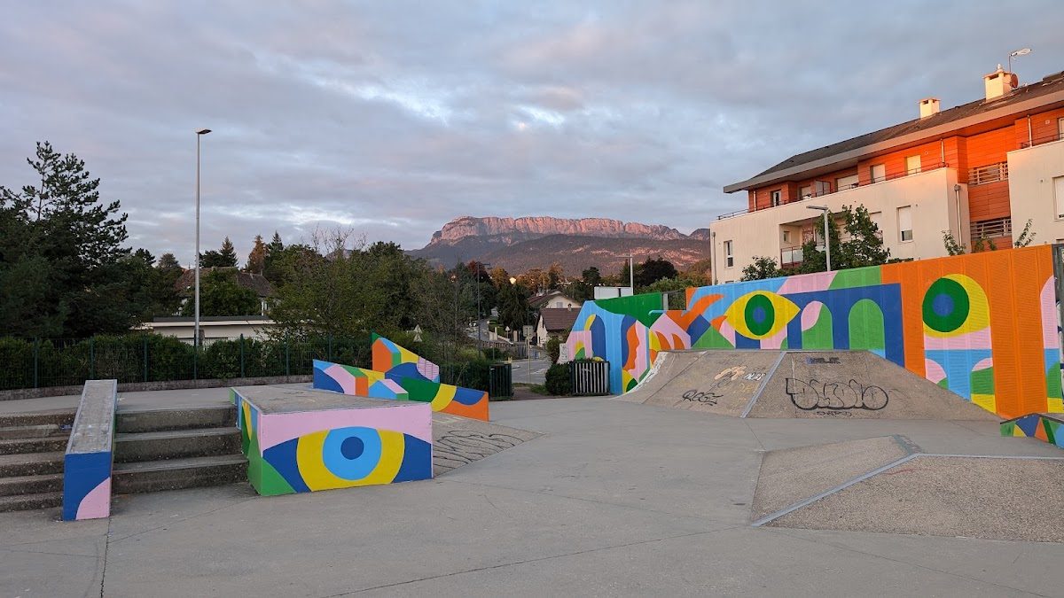 Skatepark Annecy Le Vieux — rollerblading spot in Annecy, France