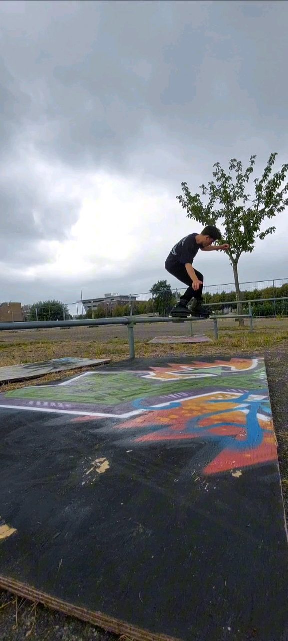 Back farf with a lil kick before the rain took over 🌧 #trick #spot #street 