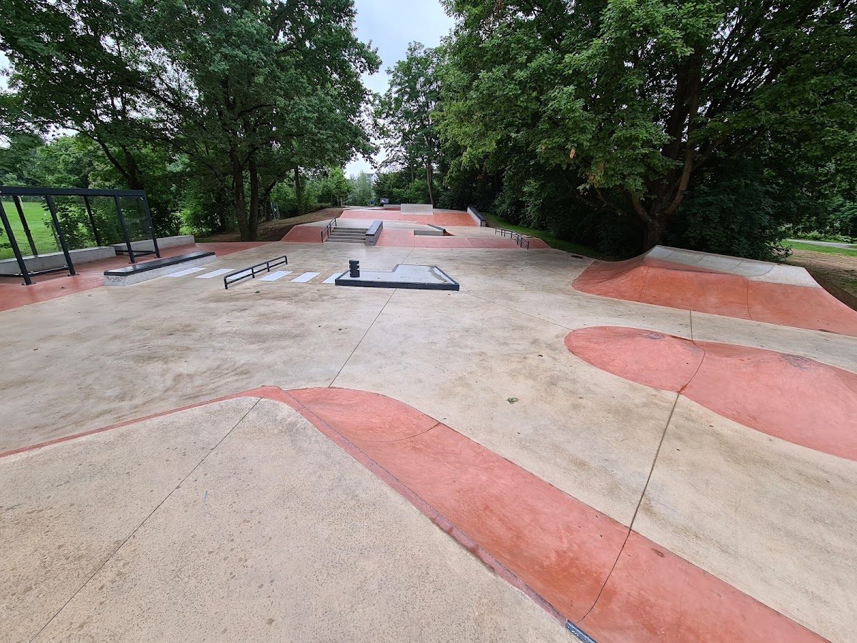 Skatepark Sportinsel — rollerblading spot in Forchheim, Germany