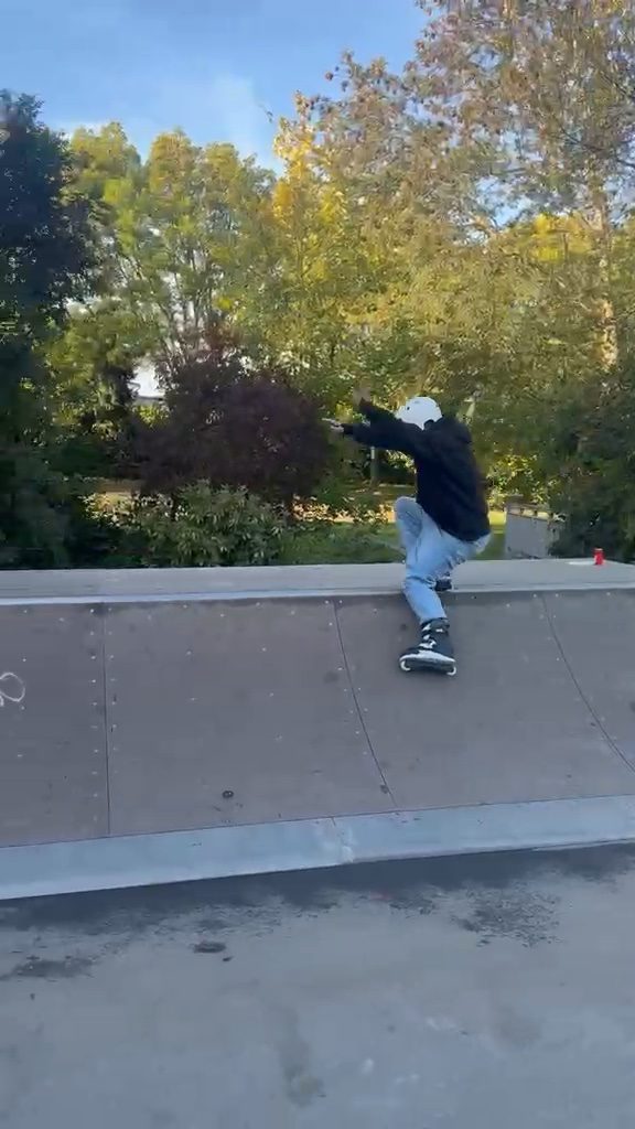 Rollerblading clip