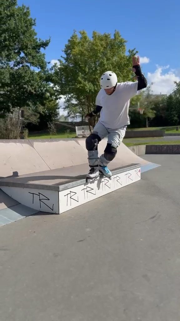 #spot #trick #crew #skatepark #session #friends 