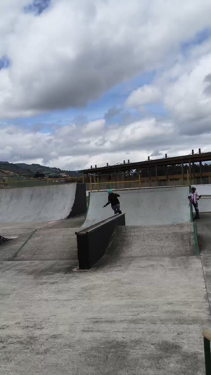 Skatepark Complejo deportivo Los Patos (photo 1)