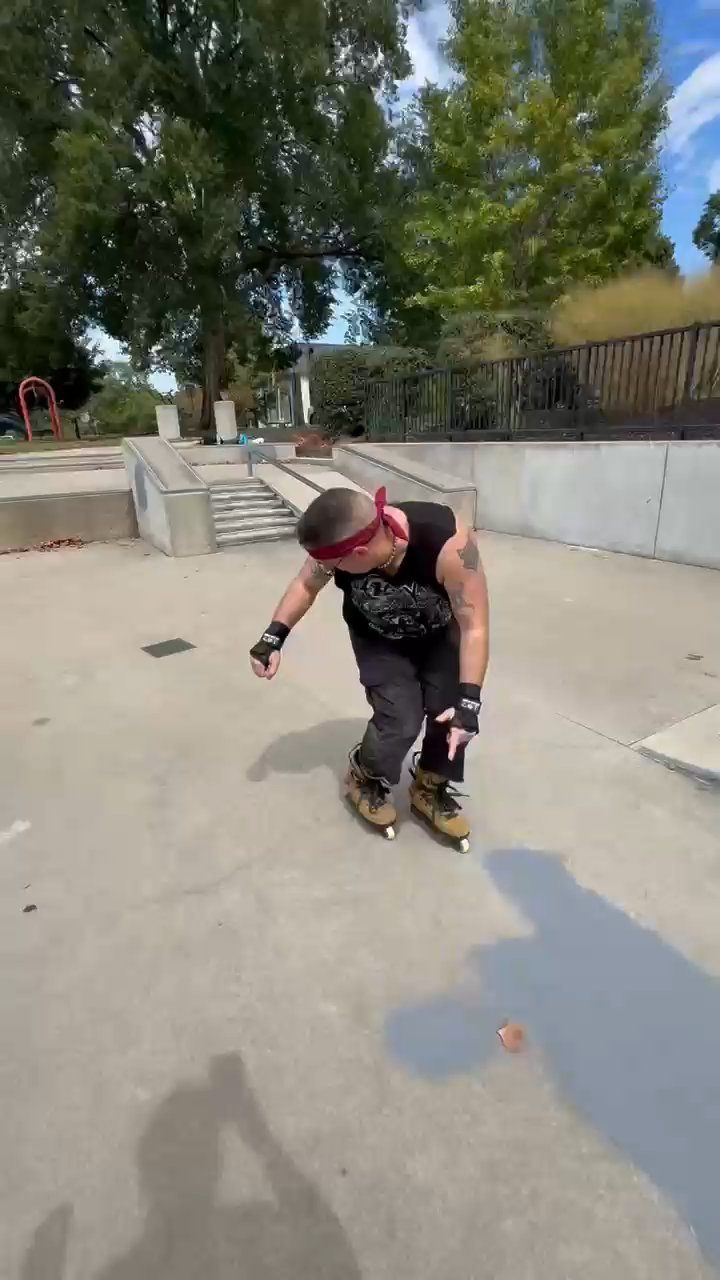 Park Rat sesh at the local. Originally posted on the 'Gram. Definitely going to start adding stuff on here more. Cheers! 