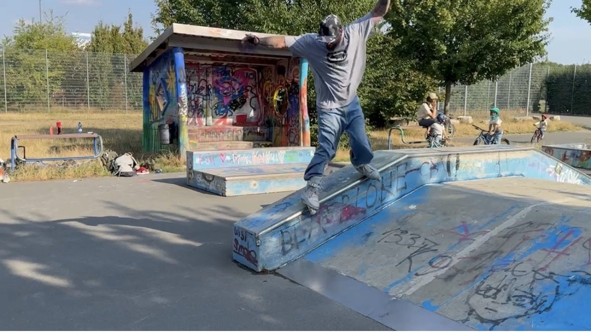 Rollerblading clip