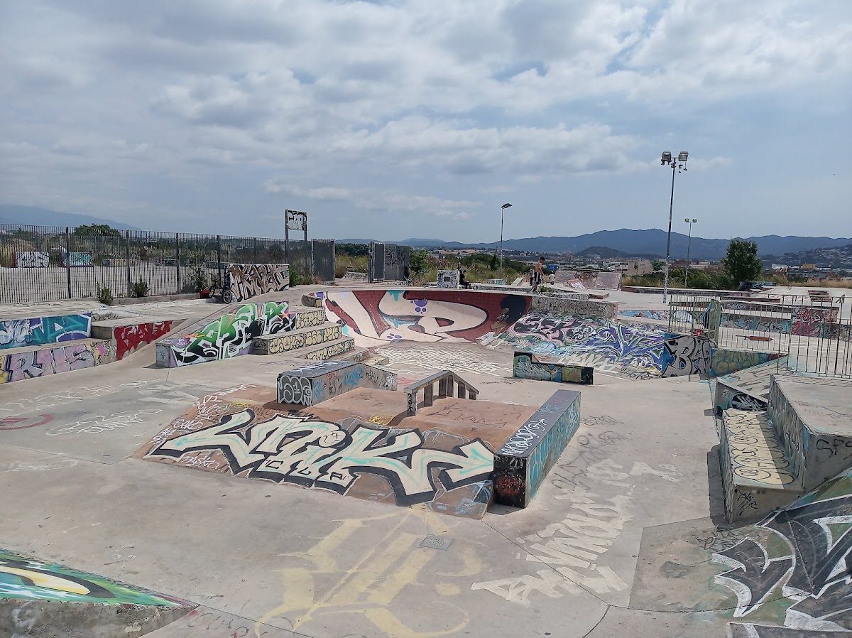 Skate Park de Mollet del Vallès — rollerblading spot in Mollet del Vallès, Spain