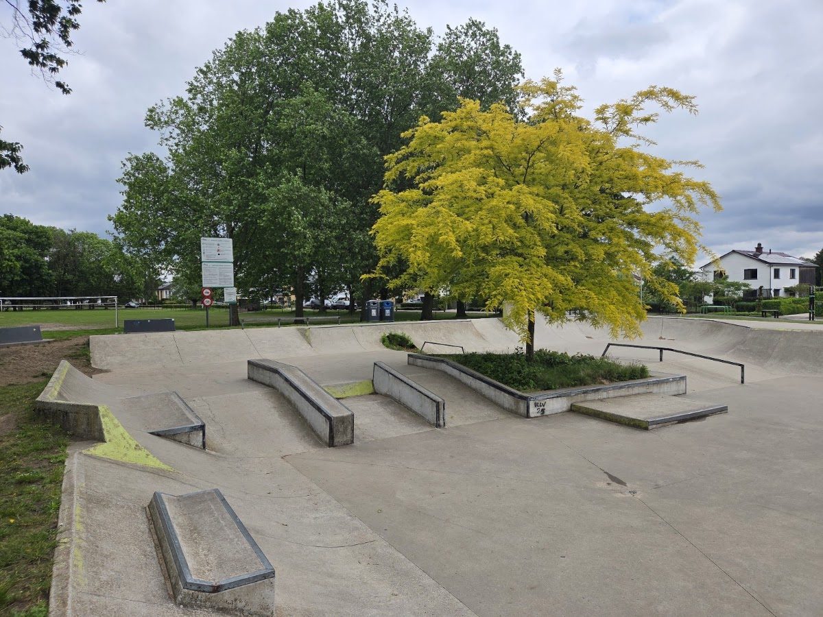 Skatepark Lokeren — rollerblading spot in Lokeren, Belgium