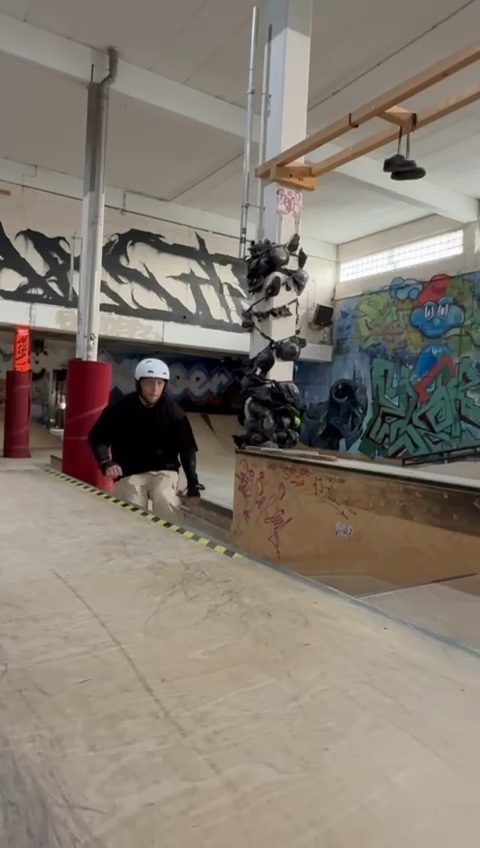 My First indoor Session Last year #spot #trick #crew #skatepark #session #competition 