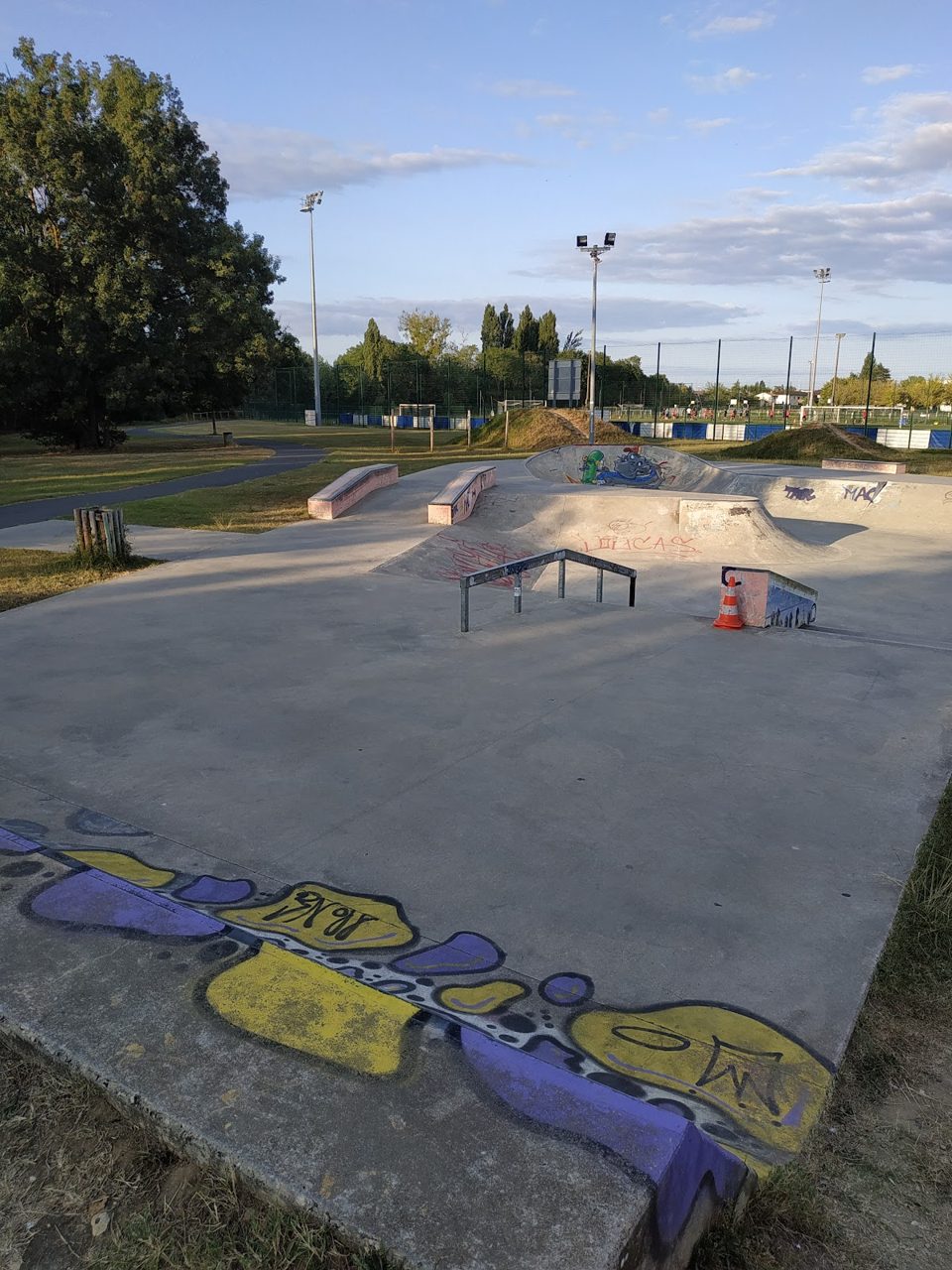 Skatepark Bergerac — rollerblading spot in Bergerac, France