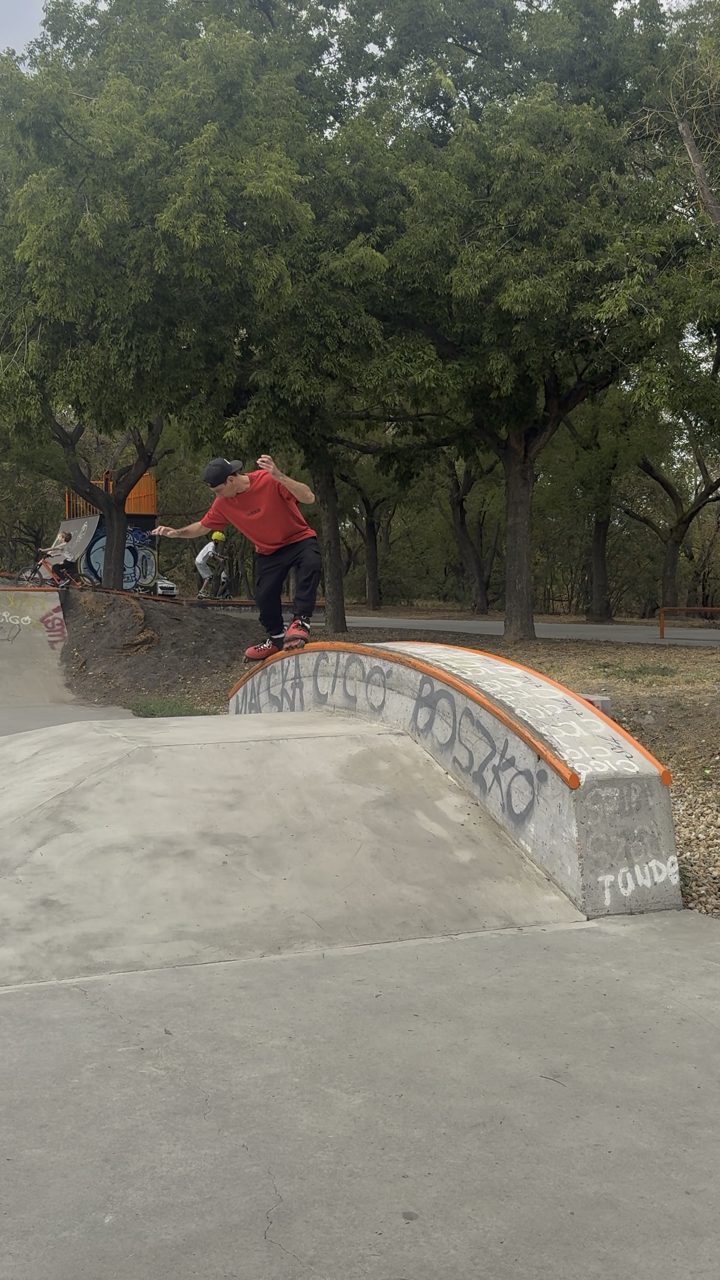 Rollerblading clip at Daru-domb Skatepark, Csepel by @davidxlovas