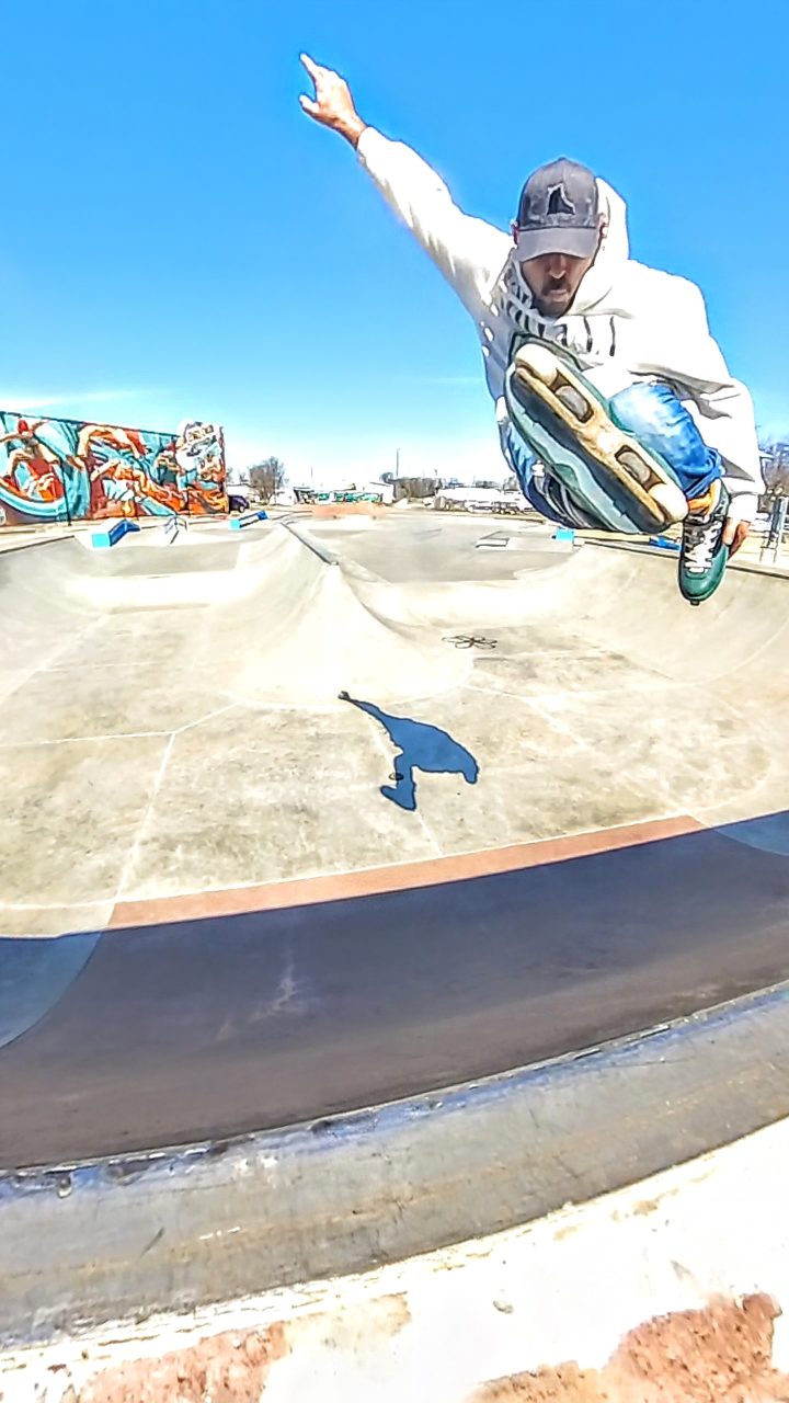 Switch lu kang to fakie. 