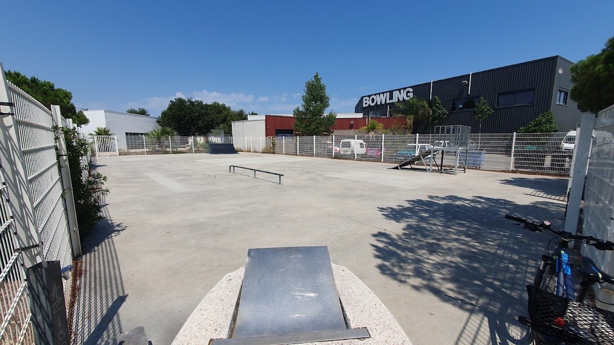 Skatepark Canet en Roussillon — rollerblading spot in Canet-en-Roussillon, France