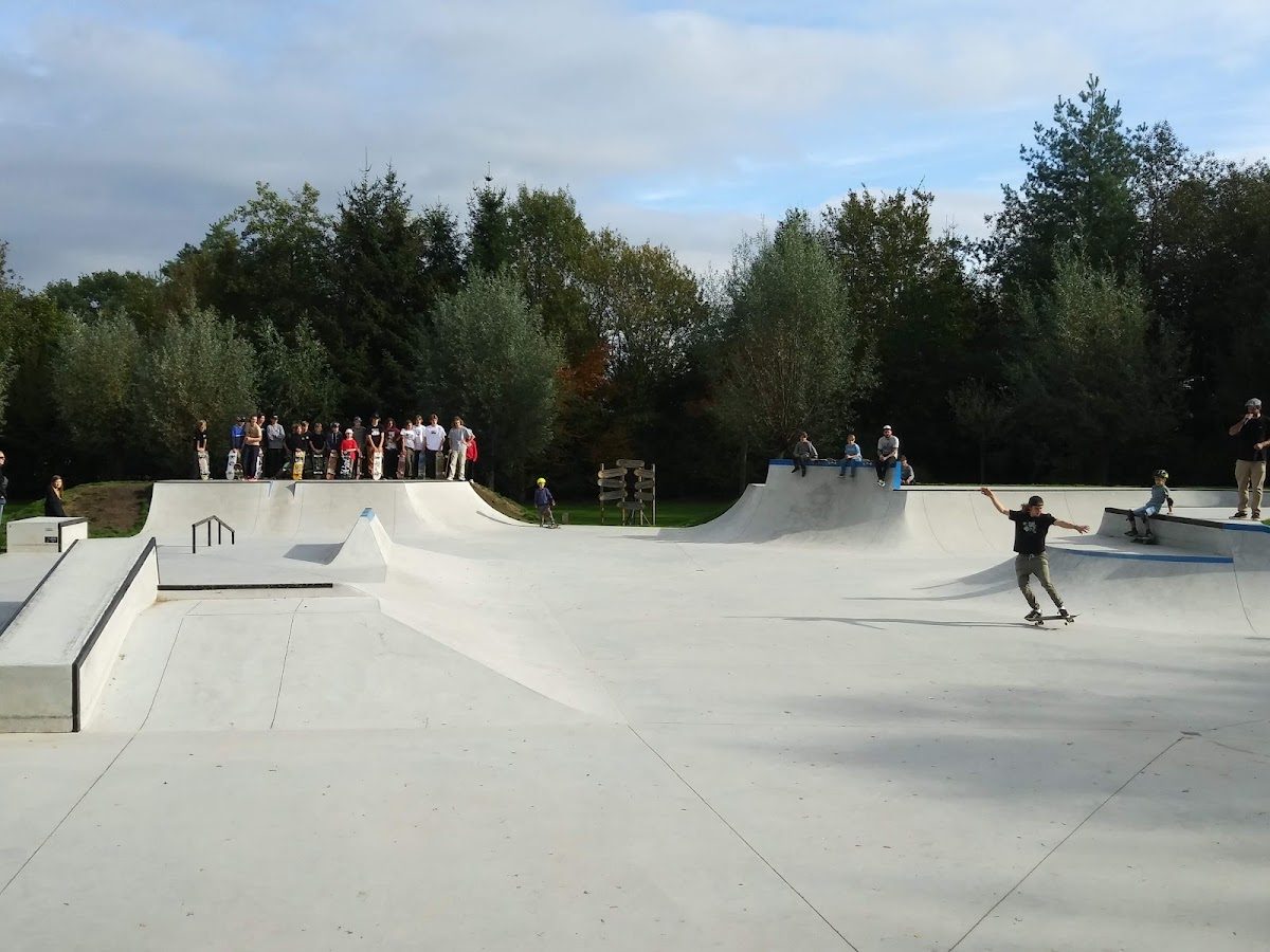 Skatepark Hallaar — Heist-op-den-Berg, Belgie