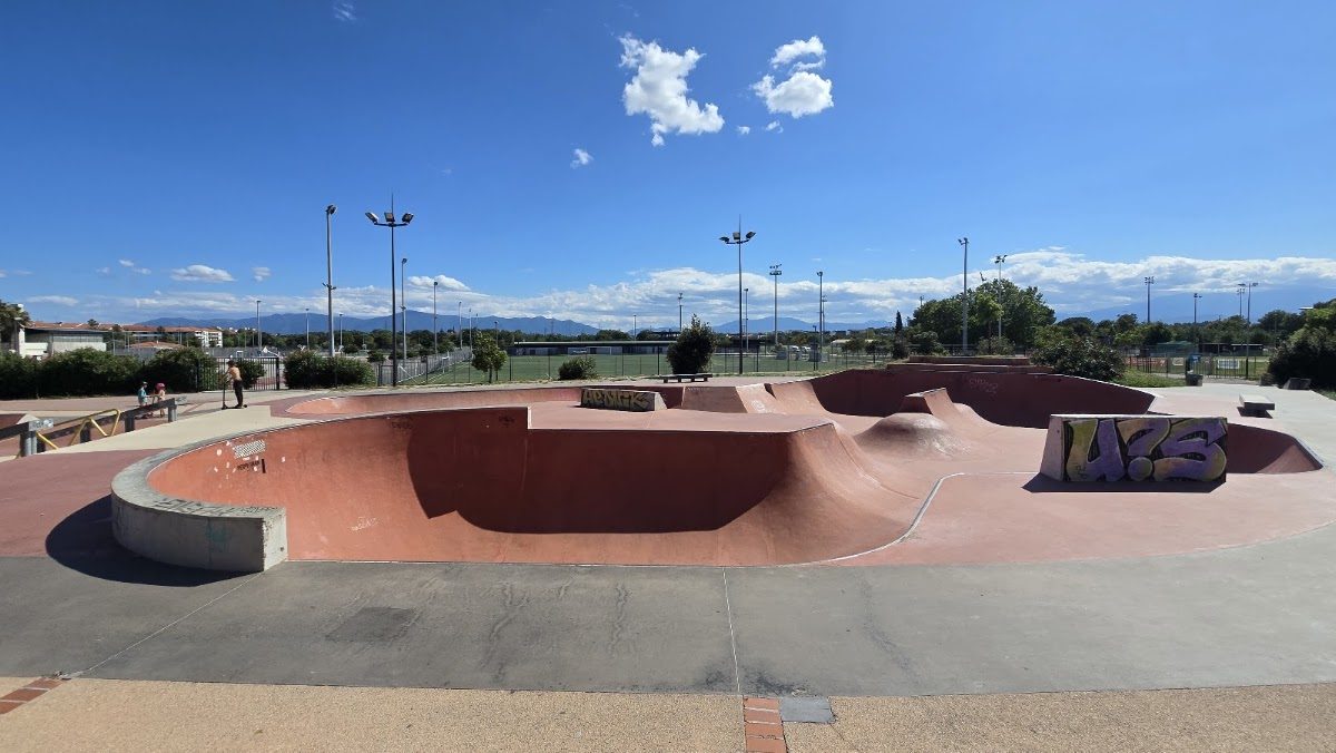 Skatepark de Perpignan — rollerblading spot in Perpignan, France