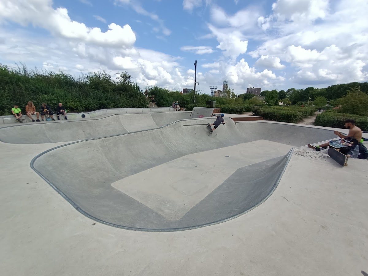 Skatepark Spoorpark — rollerblading spot in Tilburg, Nederland