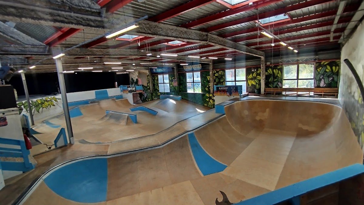 Skatepark de La Bifurk — rollerblading spot in Grenoble, France