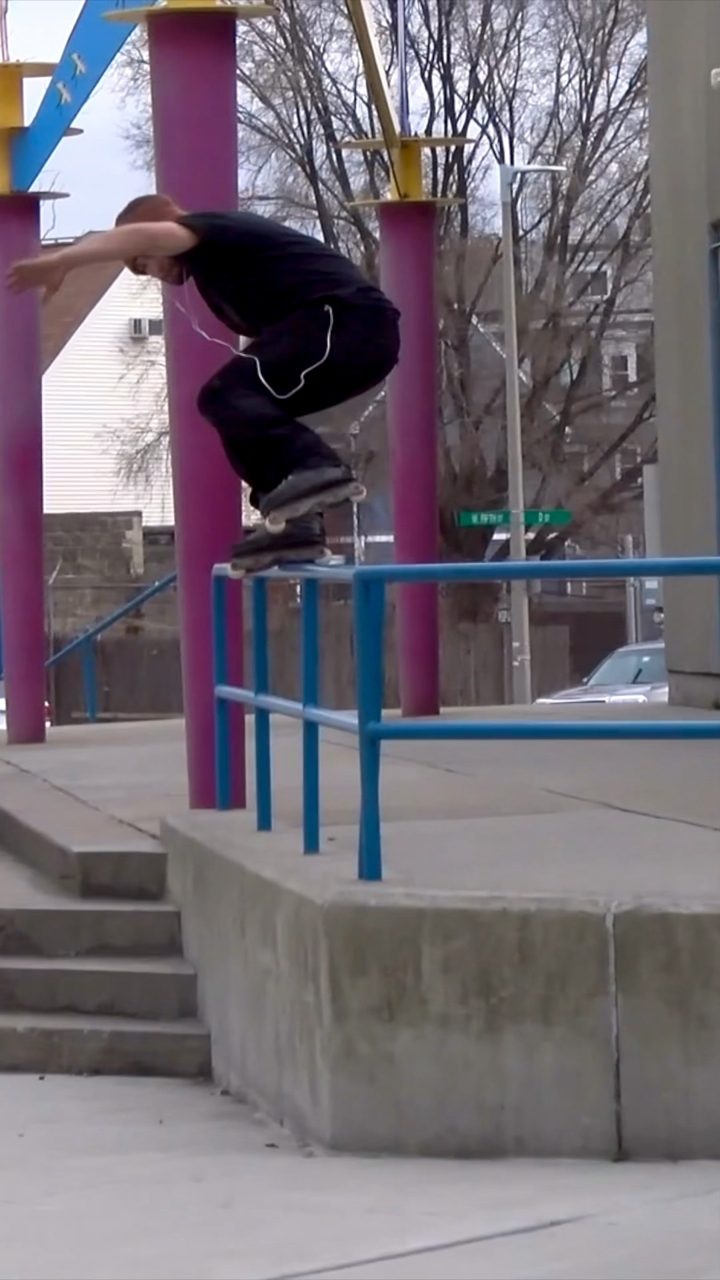 Andy Leitermann

#backslide #visaid #streetskating
