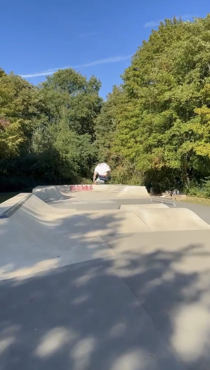 Rollerblading clip