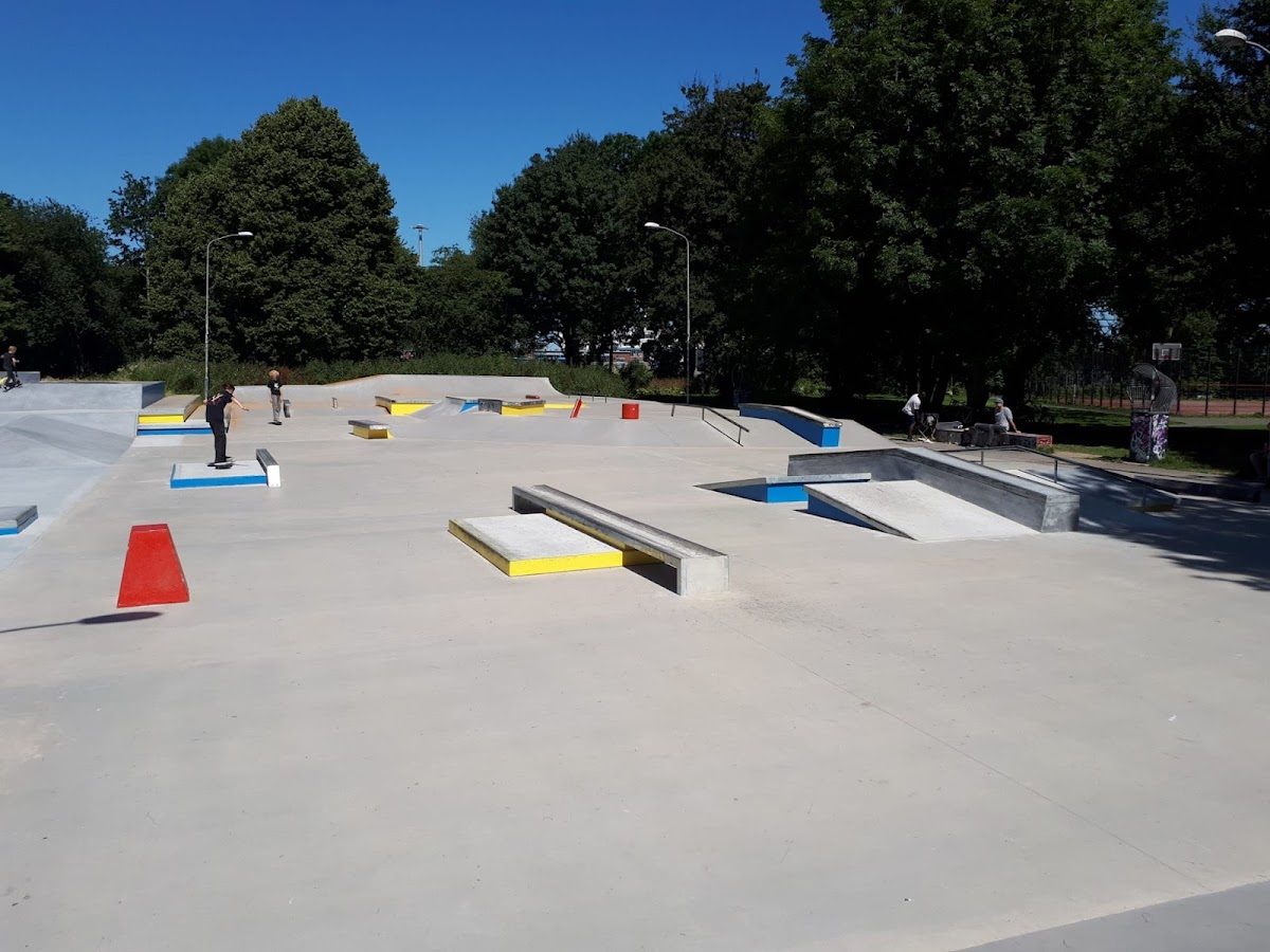 Skatepark Leeuwarden — rollerblading spot in Leeuwarden, Nederland