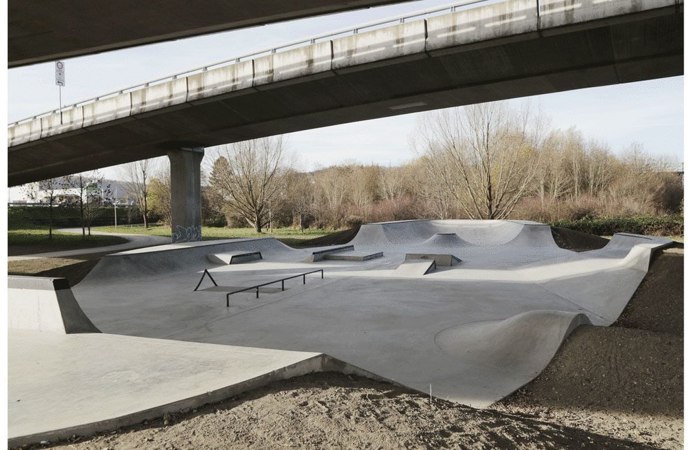 Skatepark Ulm Blaustein Brücke — rollerblading spot in Ulm, Germany