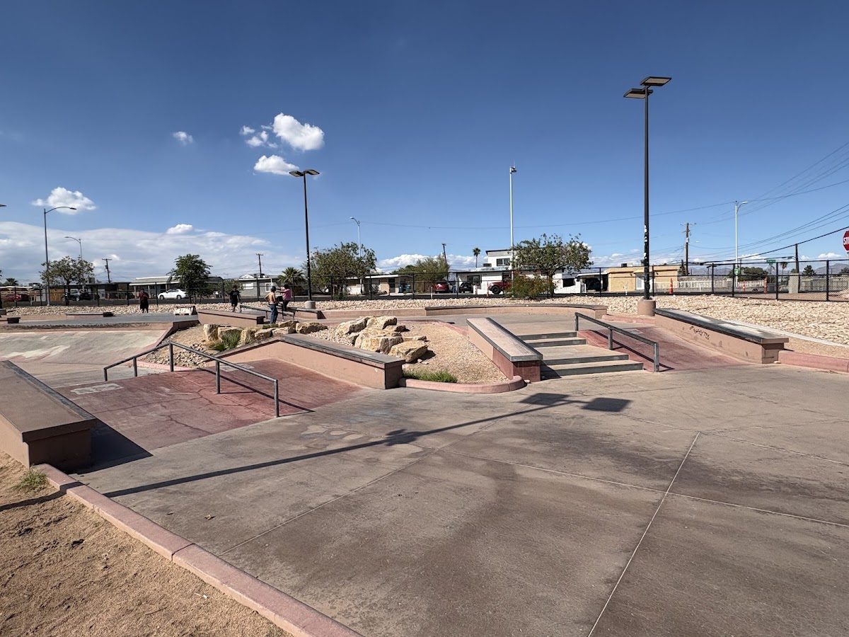 Justice Myron E. Leavitt & Jaycee Skatepark — rollerblading spot in Las Vegas, USA