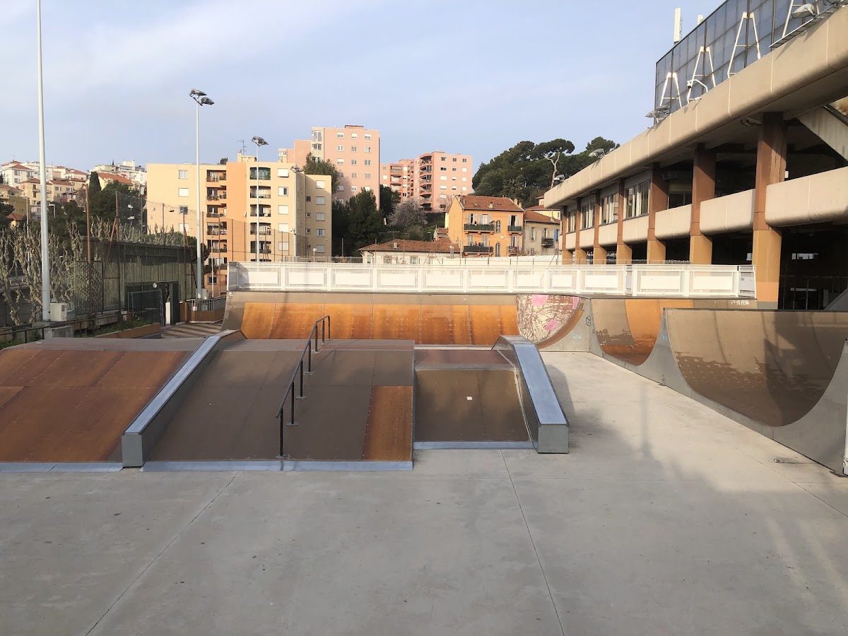 Skatepark Jean Bouin — rollerblading spot in Nice, France