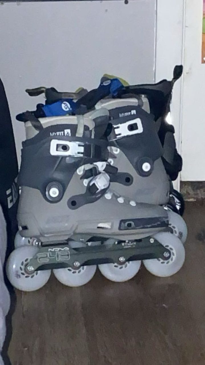 Love my skates! The Powerslide Next 2.0 80 PDS in such a nice grey color. Learning new tricks in these is so much fun. #trick #powerslide