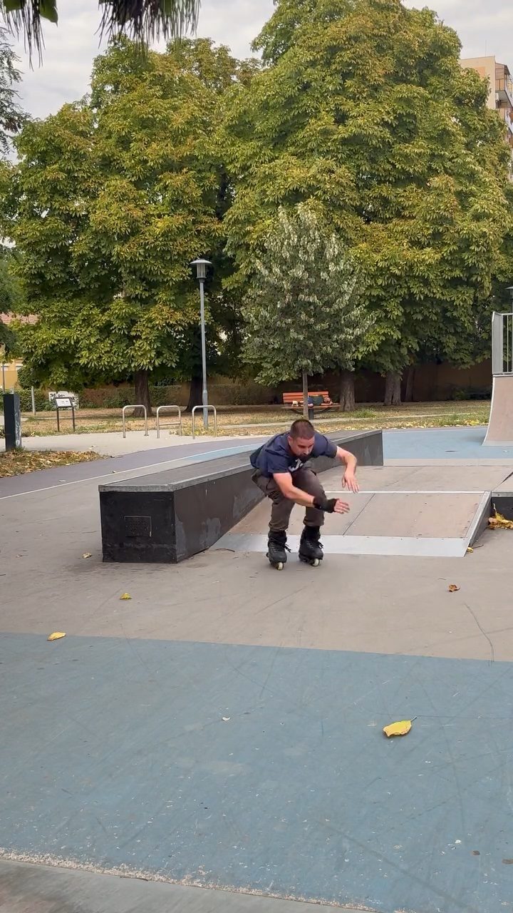Rollerblading clip