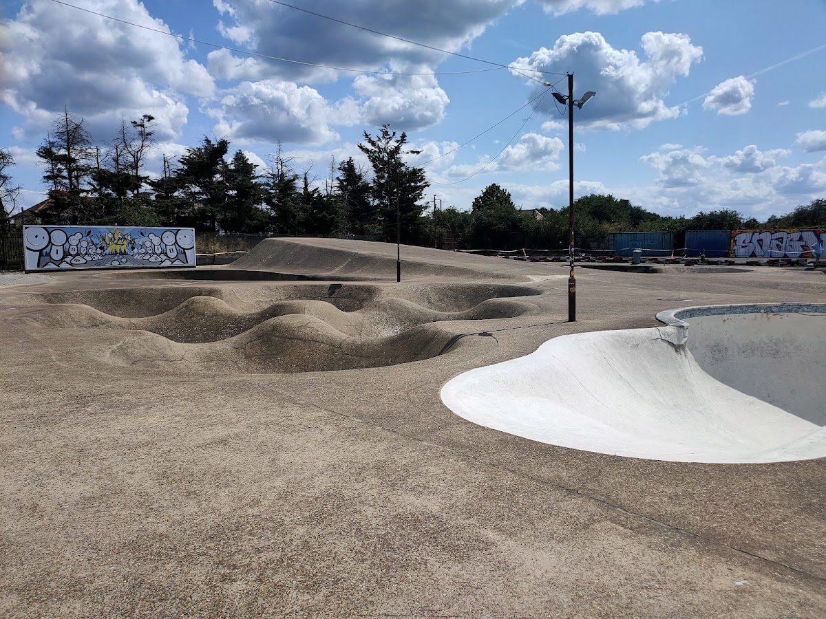 Rom Skatepark — London, UK